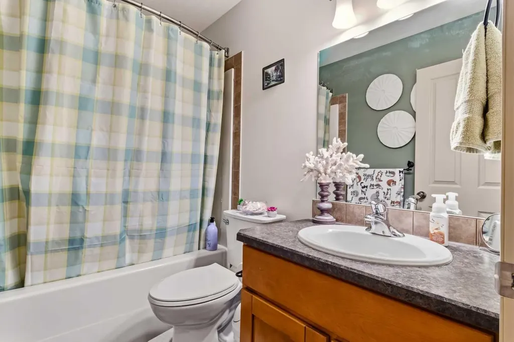 4721 58 Avenue Rimbey AB T0C 2J0