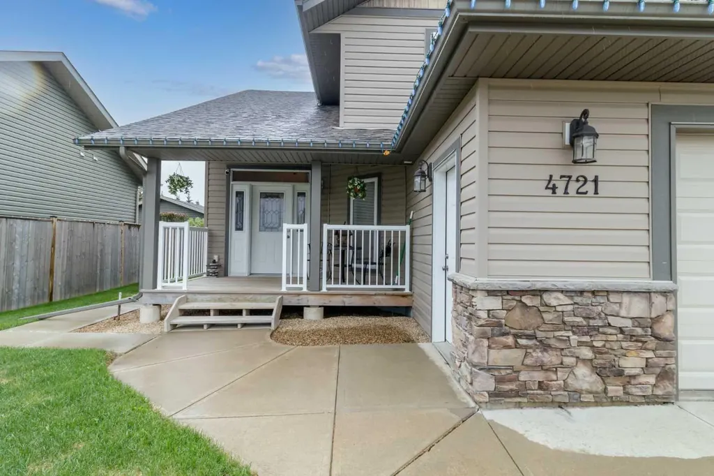 4721 58 Avenue Rimbey AB T0C 2J0