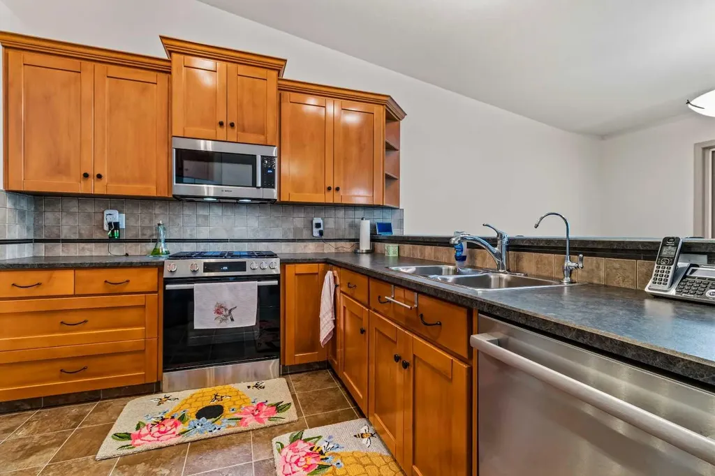 4721 58 Avenue Rimbey AB T0C 2J0