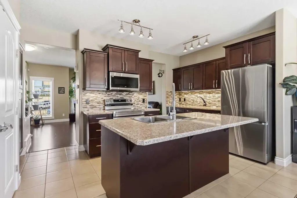 300 Sparrow Hawk Drive Fort Mcmurray AB T9K0Y6