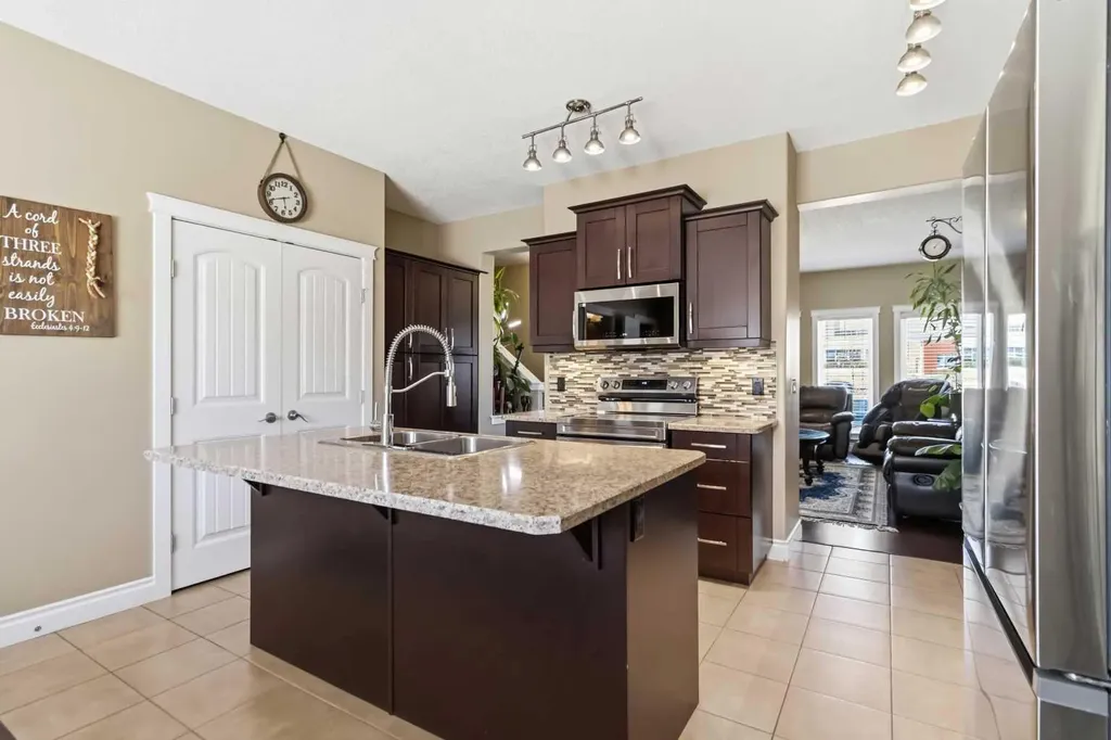 300 Sparrow Hawk Drive Fort Mcmurray AB T9K0Y6