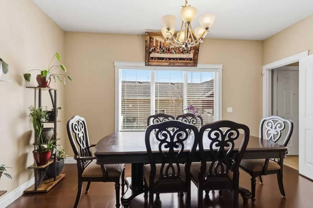300 Sparrow Hawk Drive Fort Mcmurray AB T9K0Y6
