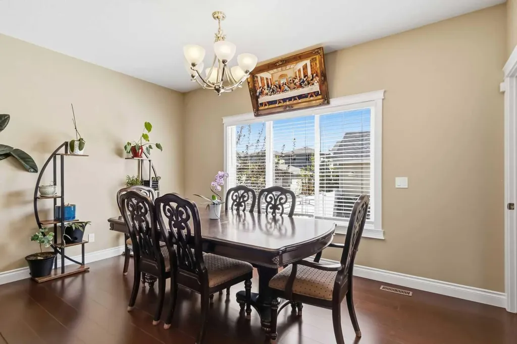 300 Sparrow Hawk Drive Fort Mcmurray AB T9K0Y6