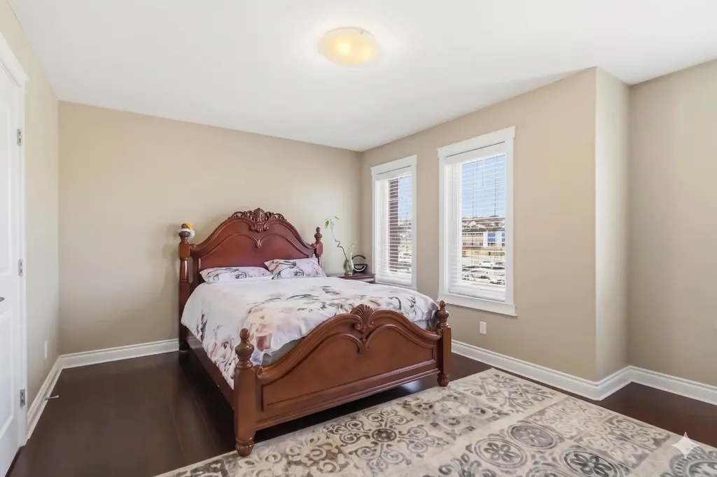 300 Sparrow Hawk Drive Fort Mcmurray AB T9K0Y6