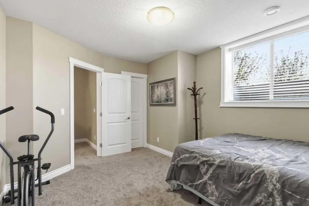 300 Sparrow Hawk Drive Fort Mcmurray AB T9K0Y6