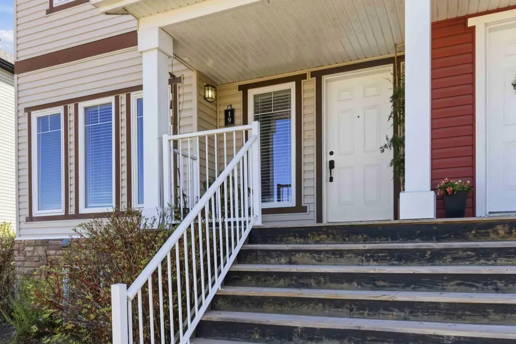 300 Sparrow Hawk Drive Fort Mcmurray AB T9K0Y6