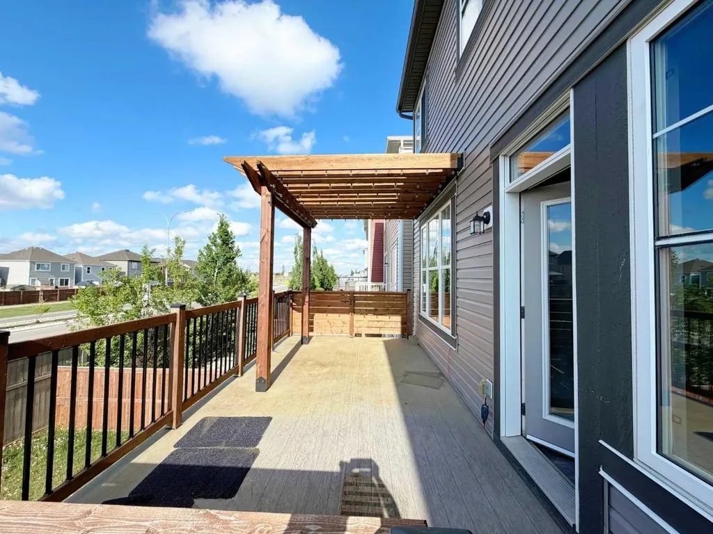 285 Windrow Crescent SW Airdrie AB T4B 4K2