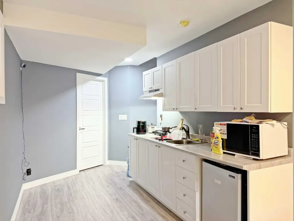 285 Windrow Crescent SW Airdrie AB T4B 4K2