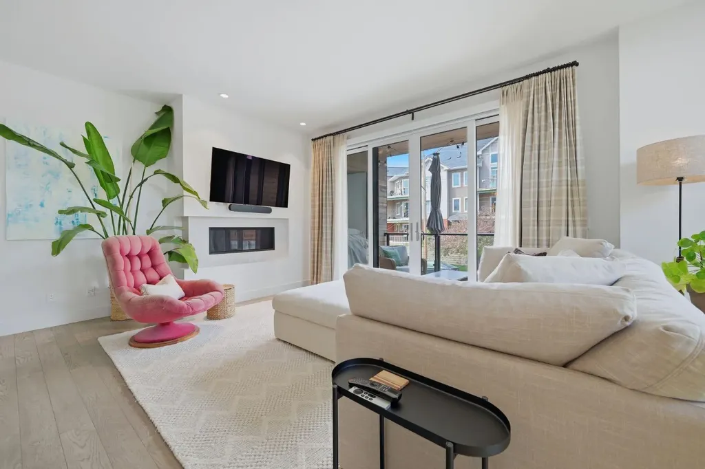 3620 17 Street SW Calgary AB T2T6X5