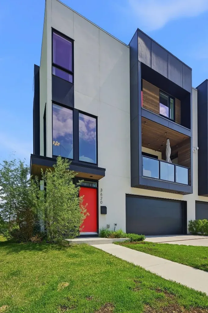 3620 17 Street SW Calgary AB T2T6X5