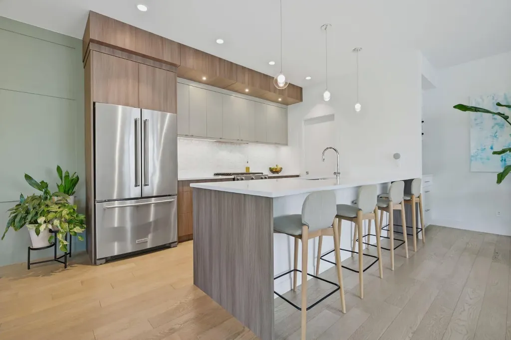 3620 17 Street SW Calgary AB T2T6X5