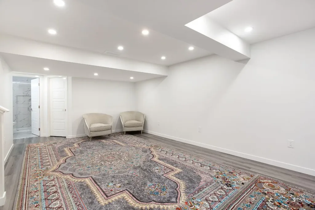 37 Savanna Heath NE Calgary AB T3J2H5
