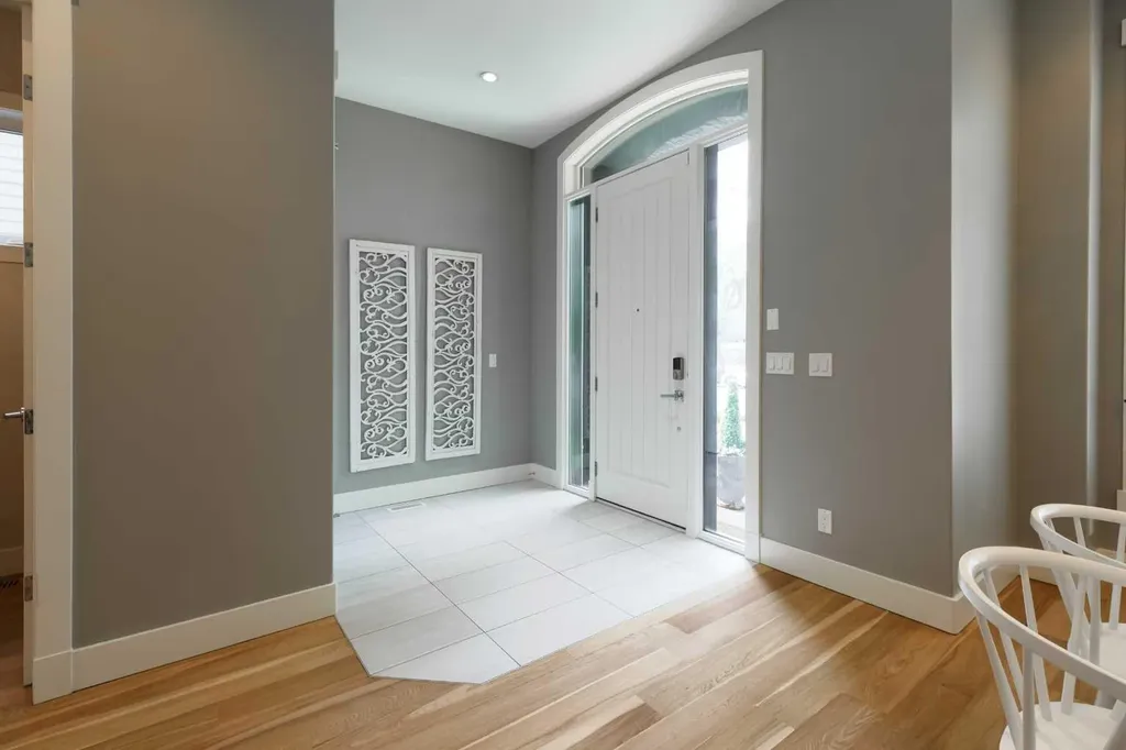 423 23 Avenue NW Calgary AB T2M1S4