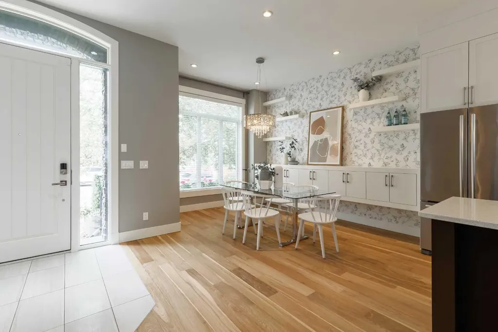 423 23 Avenue NW Calgary AB T2M1S4