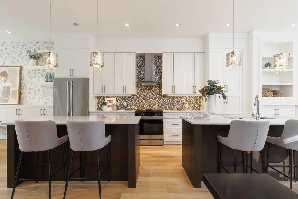 423 23 Avenue NW Calgary AB T2M1S4