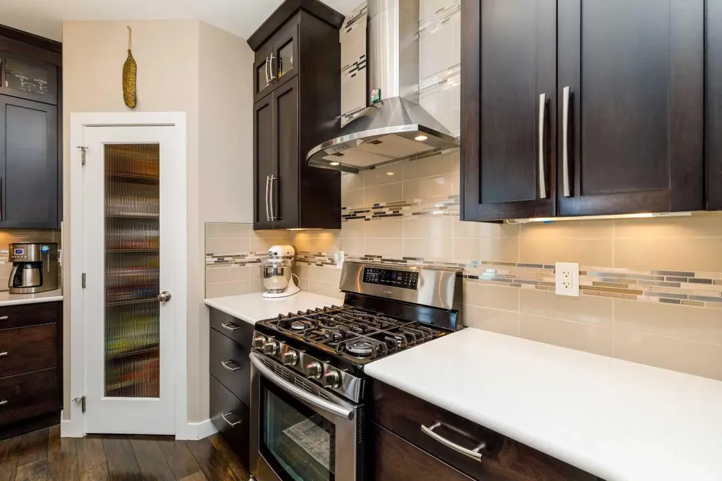39 Thompson Crescent Red Deer AB T4P 0R9