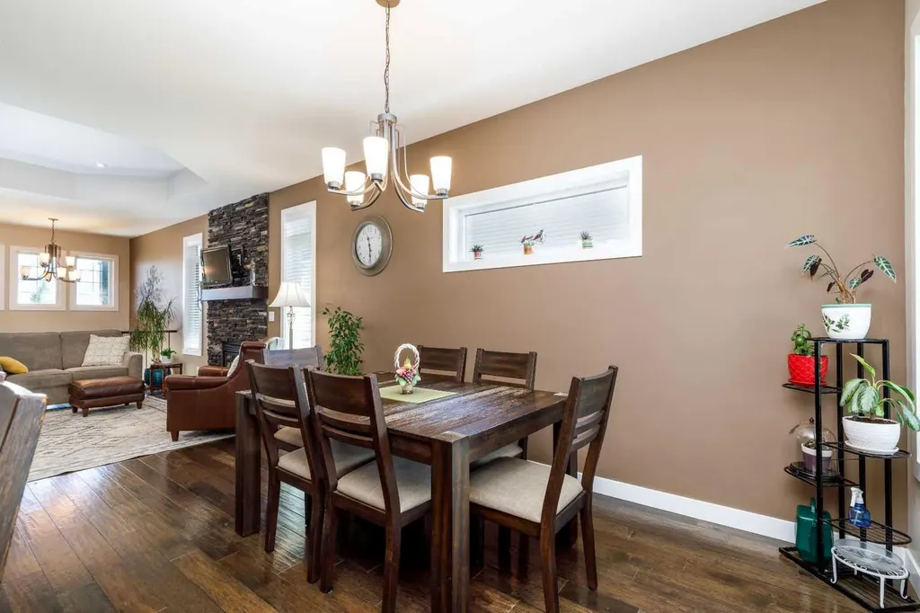 39 Thompson Crescent Red Deer AB T4P 0R9