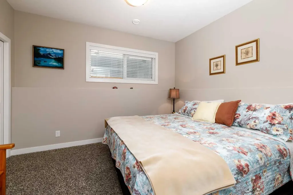 39 Thompson Crescent Red Deer AB T4P 0R9