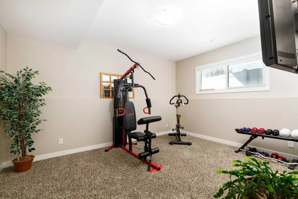 39 Thompson Crescent Red Deer AB T4P 0R9