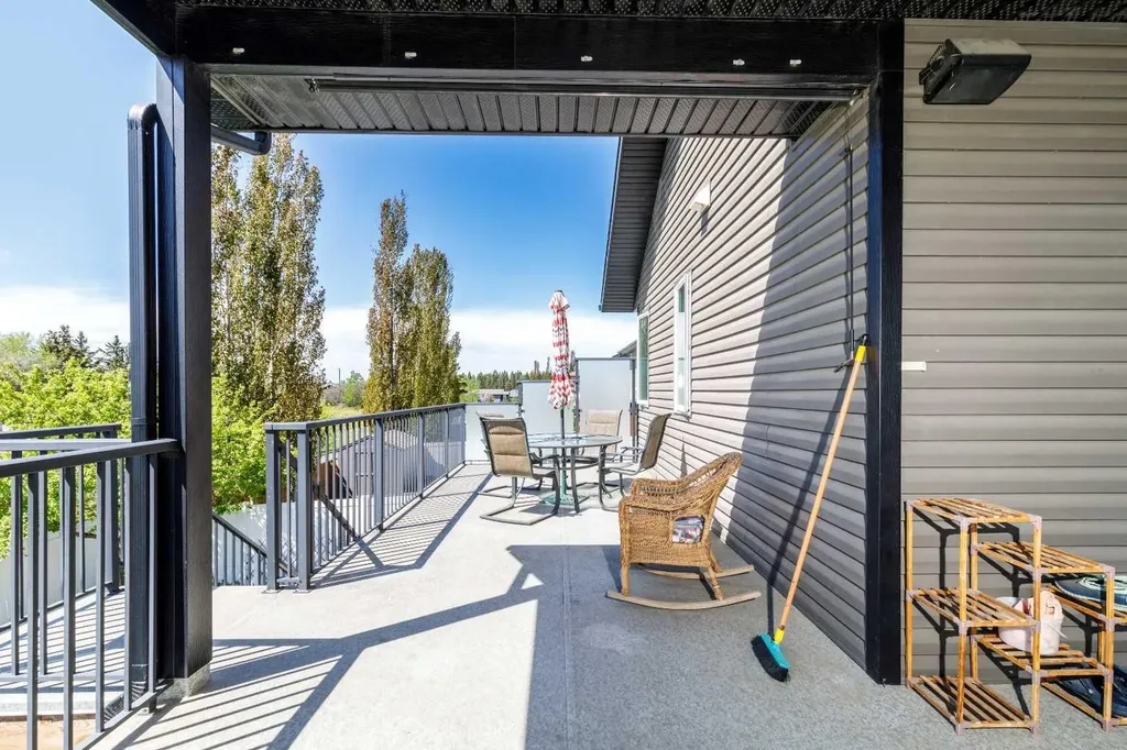 39 Thompson Crescent Red Deer AB T4P 0R9