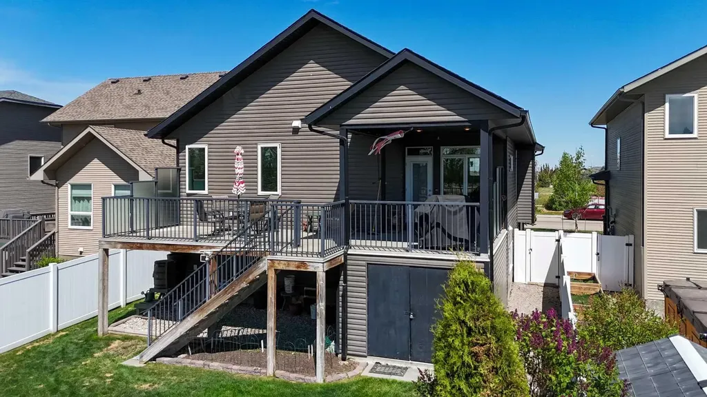 39 Thompson Crescent Red Deer AB T4P 0R9