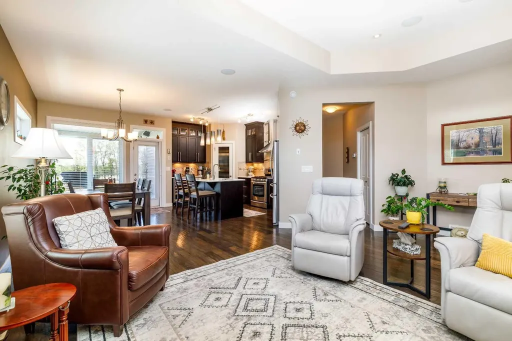39 Thompson Crescent Red Deer AB T4P 0R9
