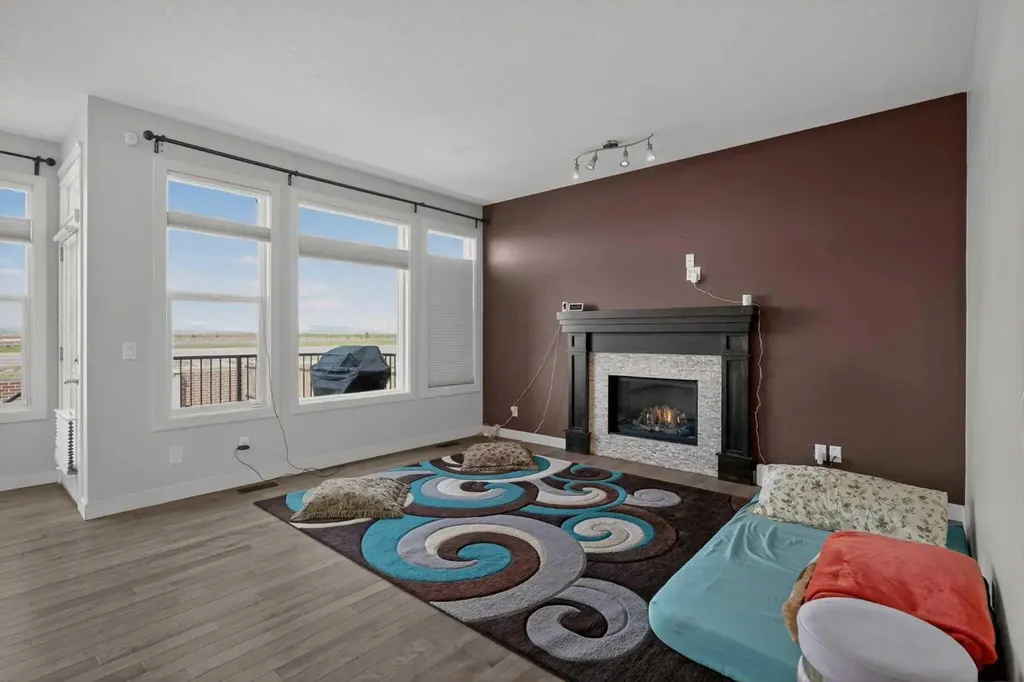 152 Redstone Villas NE Calgary AB T3N 0N1