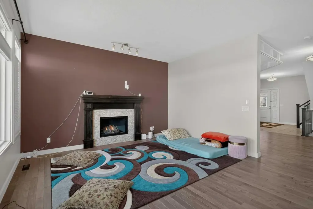 152 Redstone Villas NE Calgary AB T3N 0N1