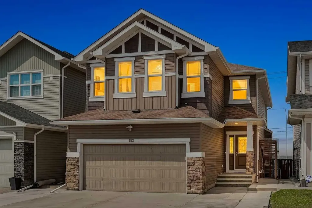 152 Redstone Villas NE Calgary AB T3N 0N1
