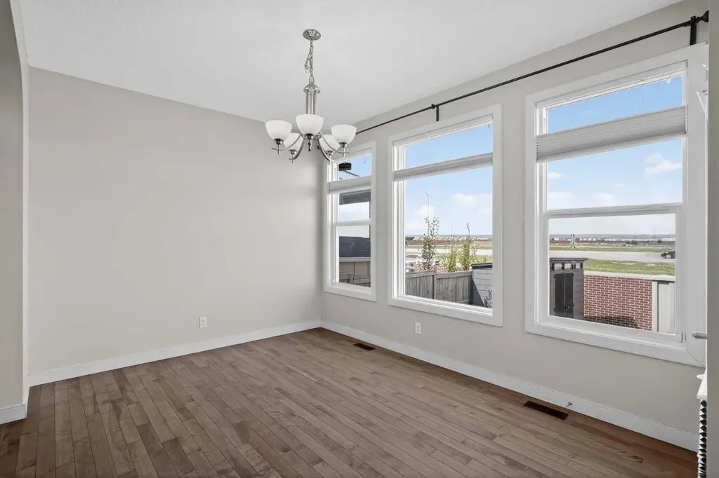 152 Redstone Villas NE Calgary AB T3N 0N1