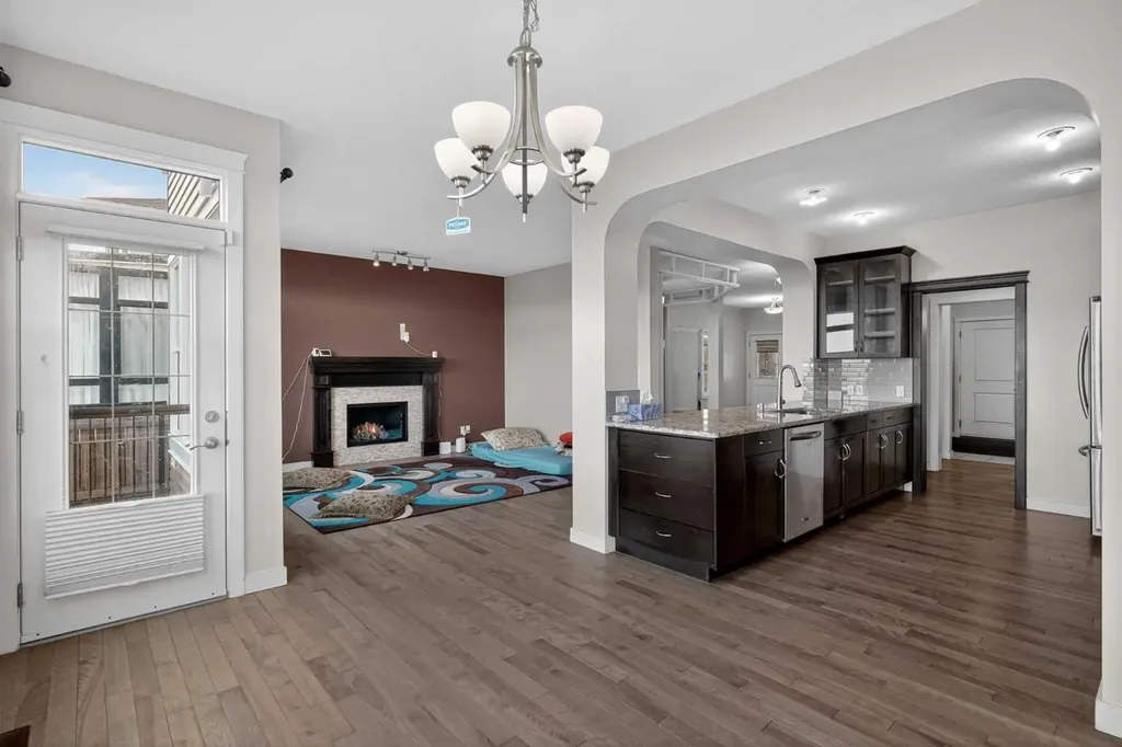 152 Redstone Villas NE Calgary AB T3N 0N1