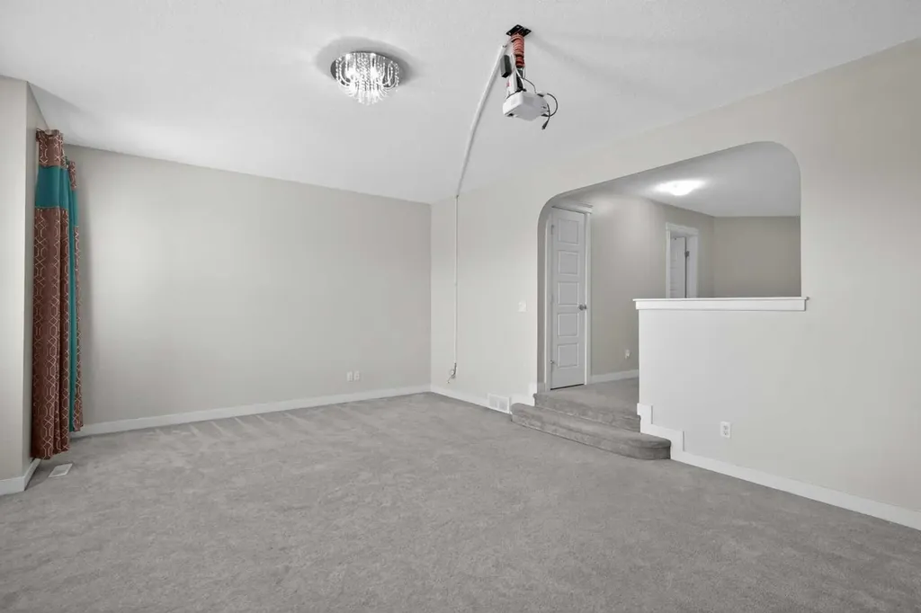 152 Redstone Villas NE Calgary AB T3N 0N1