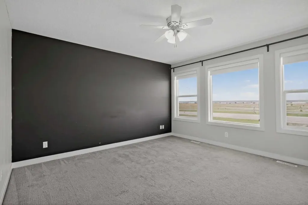 152 Redstone Villas NE Calgary AB T3N 0N1