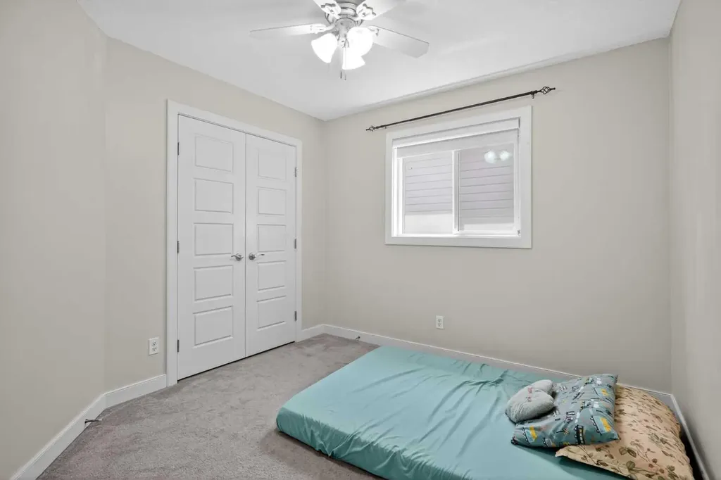 152 Redstone Villas NE Calgary AB T3N 0N1