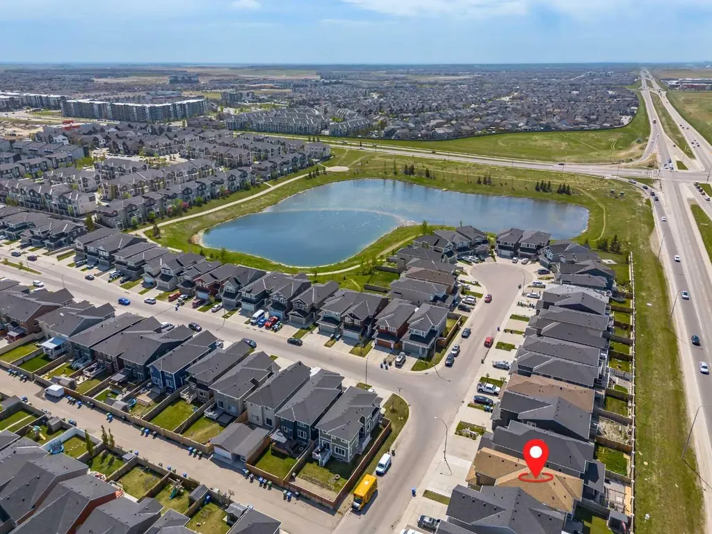 152 Redstone Villas NE Calgary AB T3N 0N1