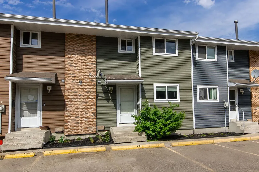 5806 61 Street Red Deer AB T4N 6H4