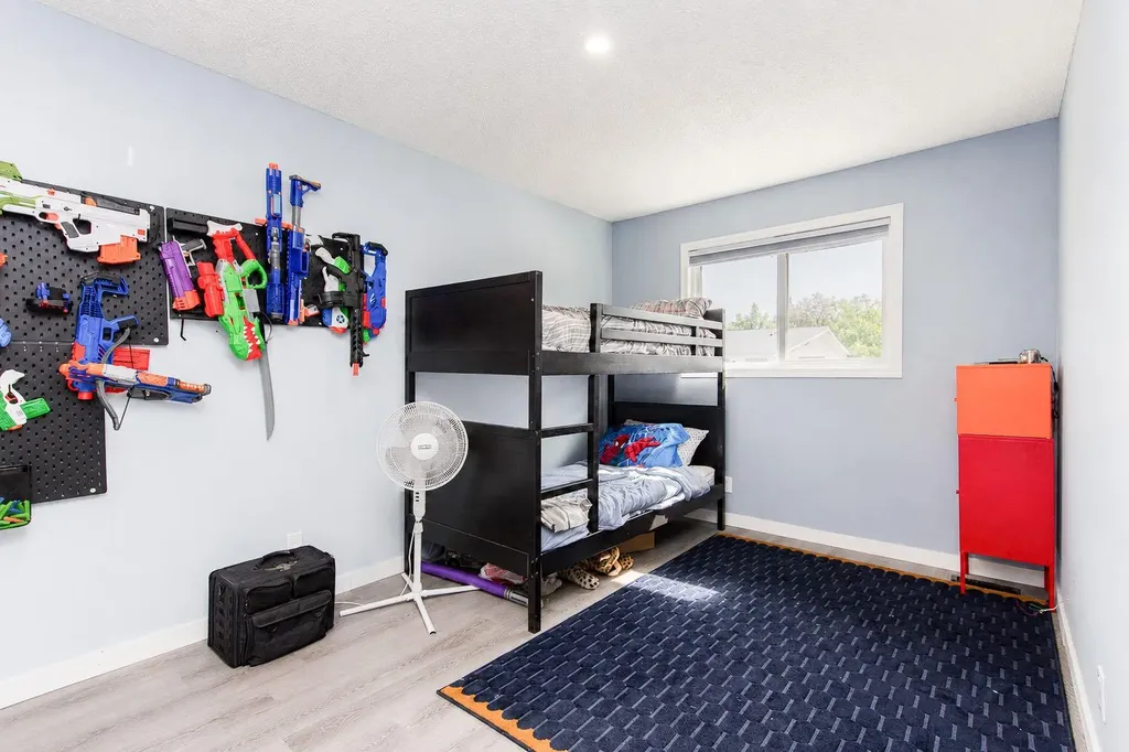 5806 61 Street Red Deer AB T4N 6H4