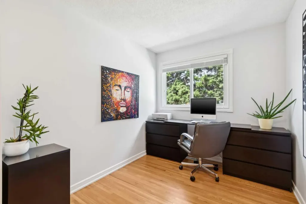 748 Archwood Road SE Calgary AB T2J1C2
