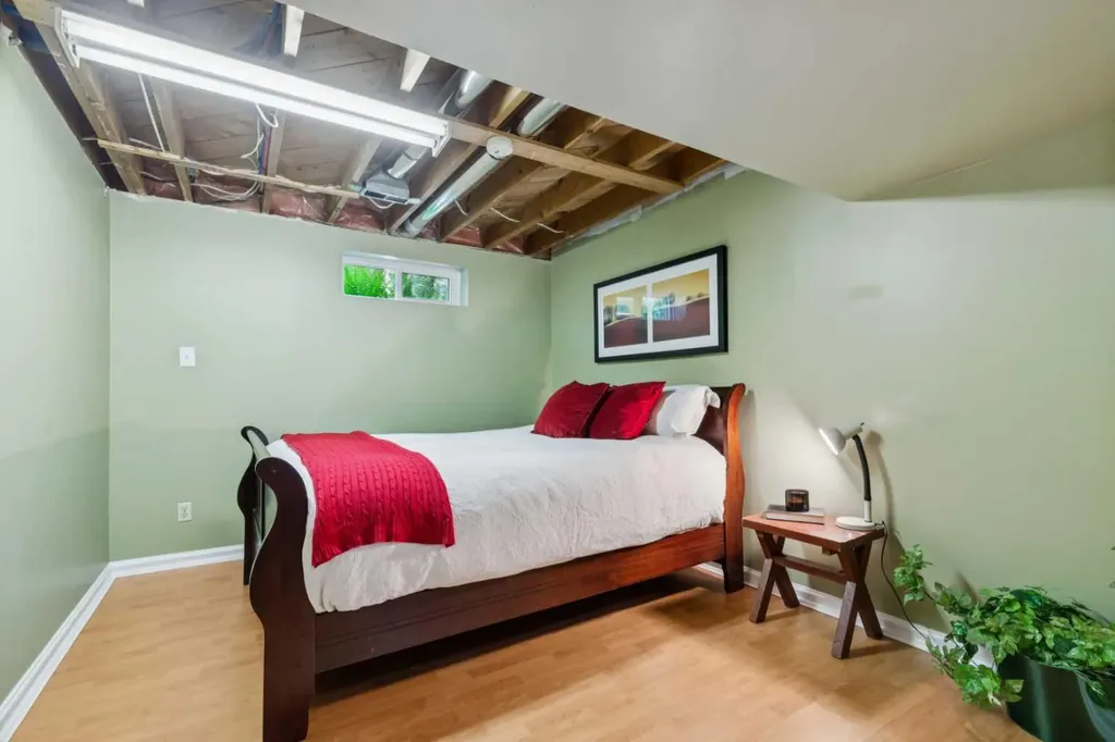 748 Archwood Road SE Calgary AB T2J1C2