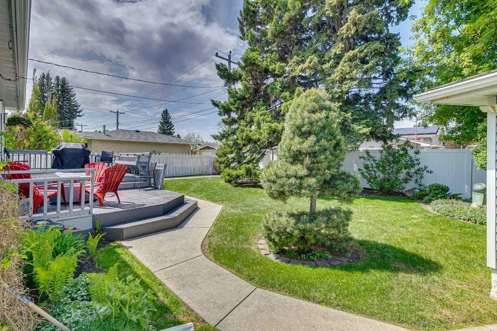 748 Archwood Road SE Calgary AB T2J1C2