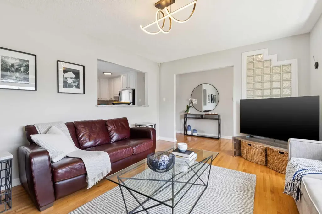 748 Archwood Road SE Calgary AB T2J1C2