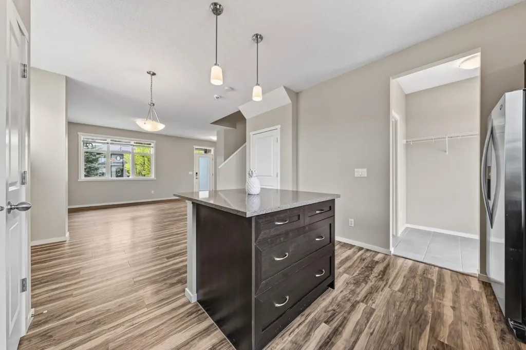 86 Mahogany Drive SE Calgary AB T3M 2K2