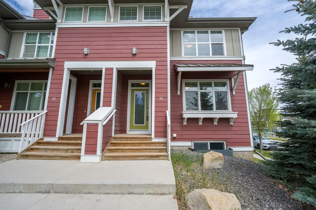 86 Mahogany Drive SE Calgary AB T3M 2K2