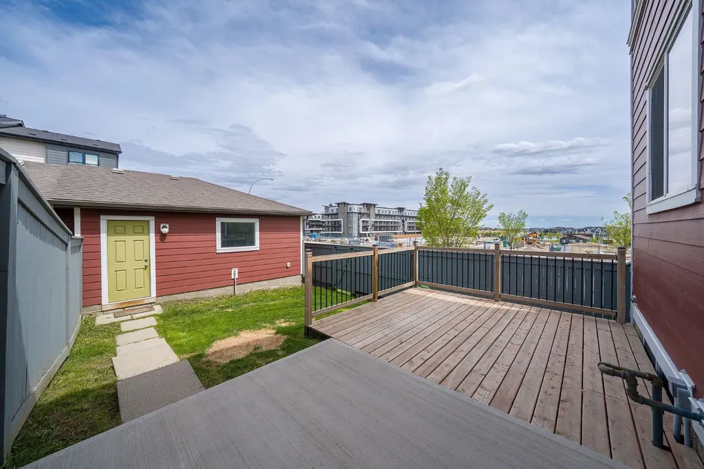 86 Mahogany Drive SE Calgary AB T3M 2K2