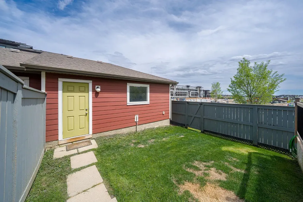 86 Mahogany Drive SE Calgary AB T3M 2K2