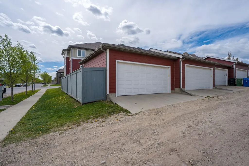 86 Mahogany Drive SE Calgary AB T3M 2K2