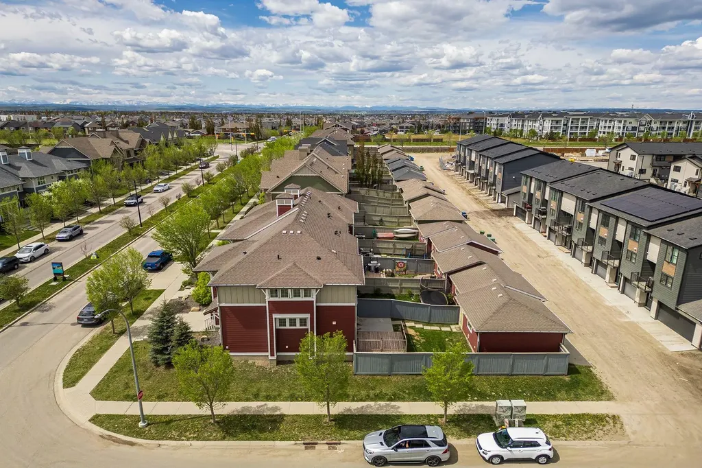 86 Mahogany Drive SE Calgary AB T3M 2K2