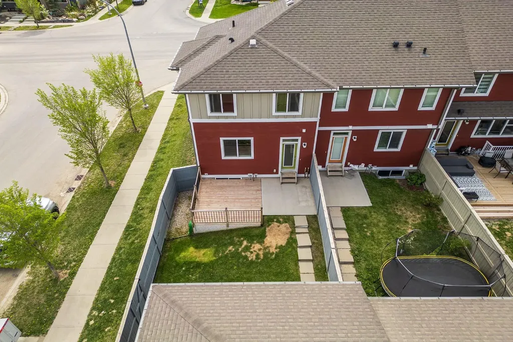 86 Mahogany Drive SE Calgary AB T3M 2K2