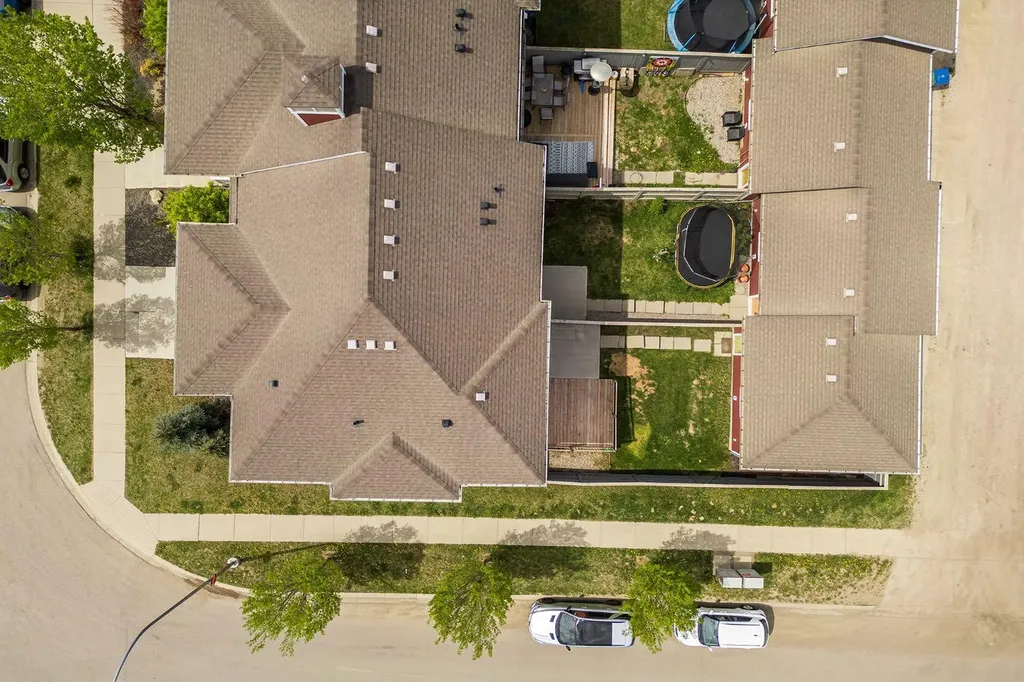 86 Mahogany Drive SE Calgary AB T3M 2K2