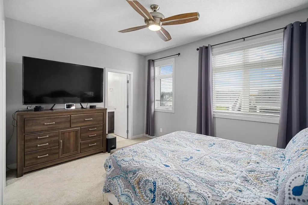 175 Silverado Plains Park SW Calgary AB T2X 1Y8